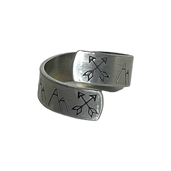 Handmade 7/8 stamped nature‎ adjustable silver hypoallergenic aluminum wrap ring - Picture 1 of 7